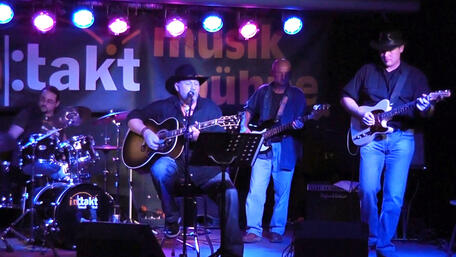 Externer Link zum Video auf YouTube: https://youtu.be/ecxMBnECogY